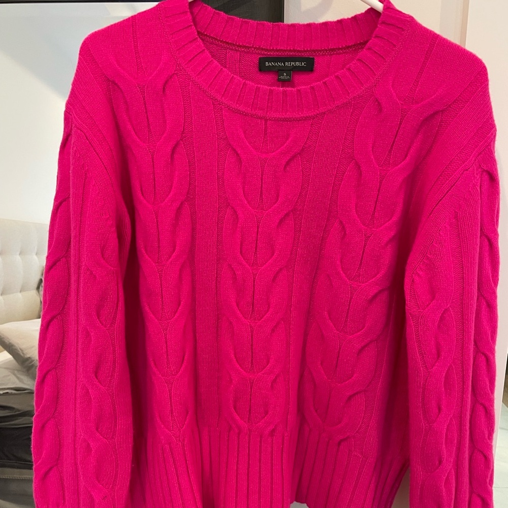 Banana republic knit cable Italian wool Merino sweater size S